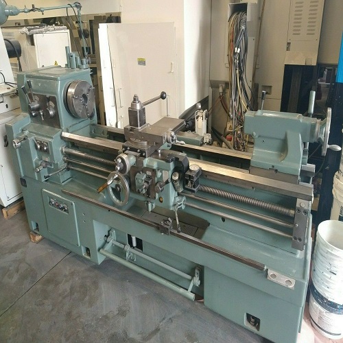 Whacheon WEBB WL-435 Engine Lathe For Sale in California(1)